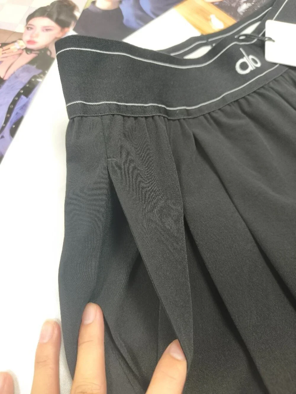NWT Alo Yoga Straight Leg Trouser Black (Regular) Essential wardrobe staple😁💓